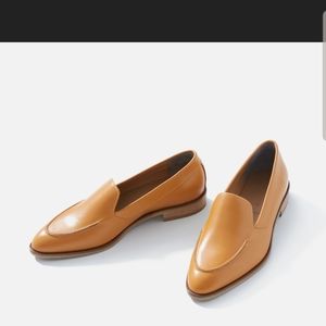 100% Italian Leather loafer from Everlane.